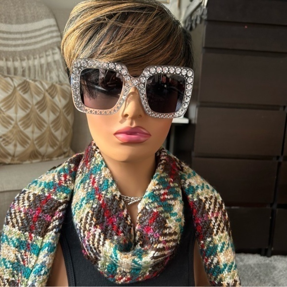 ✨NWT Rhinestone clear oversized statement sunglasses 🕶️ sunshades - Picture 5 of 12